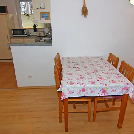 Einladendes Mit Garten, Cleaning Included Apartment